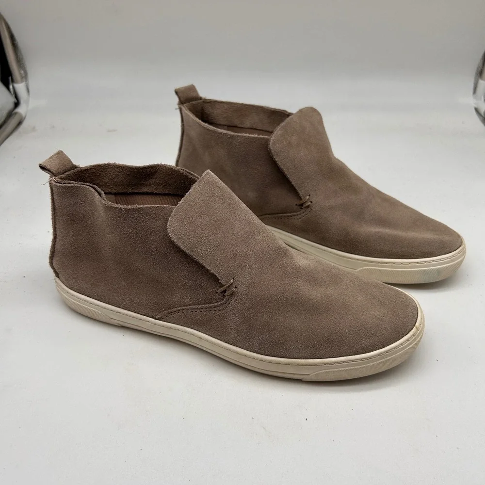 DV Dolce Vita Womens 8.5 Taupe Suede‎ Slip On Chukka Sneaker Boots